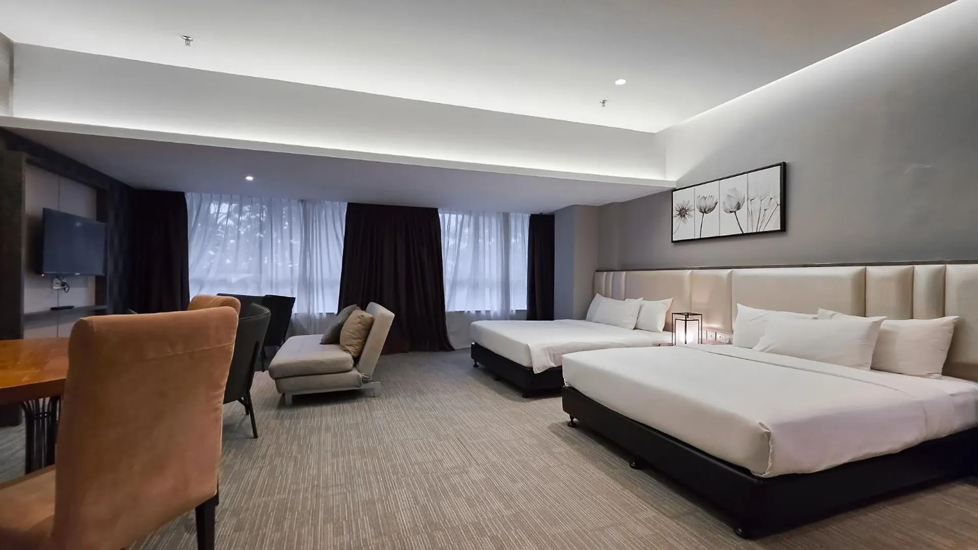 ***  Fives Hotel Dnp 新山 马来西亚