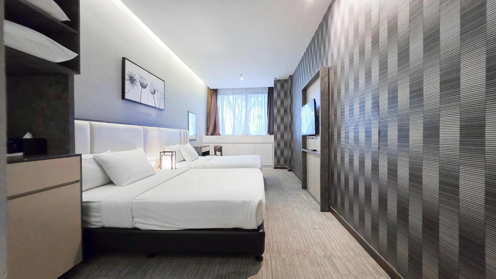 Fives Hotel Dnp 新山 3*,  马来西亚